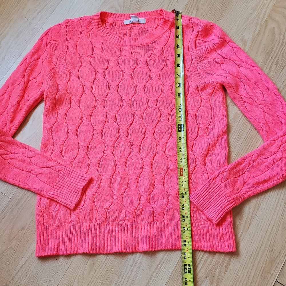 Forever 21 Woman's Size M Long Sleeve Sweater. - Picture 3 of 6